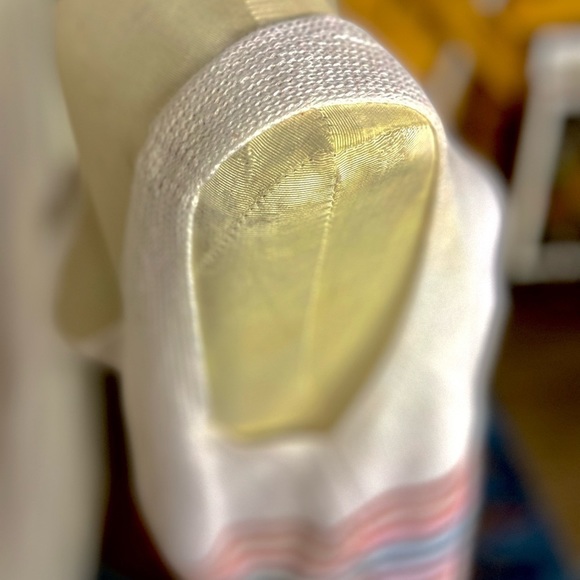 STRIPED V NECK TANK TOP SWEATER - Picture 6 of 7